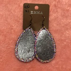 Multicolor shiny beaded earrings